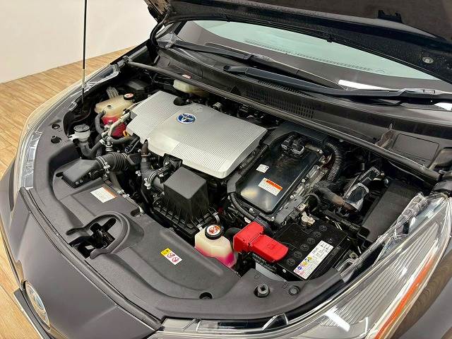 トヨタ プリウス