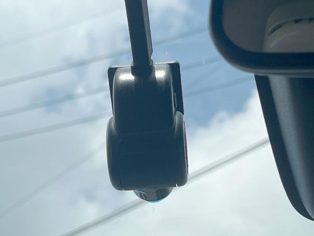 ダイハツ キャスト