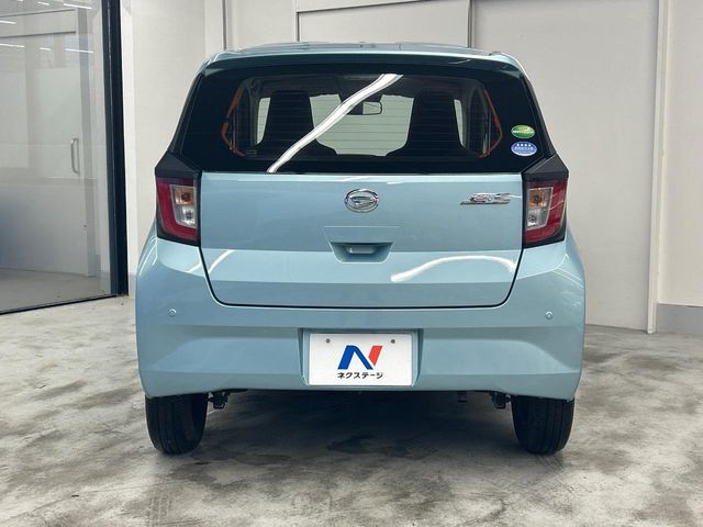 ダイハツ ミライース