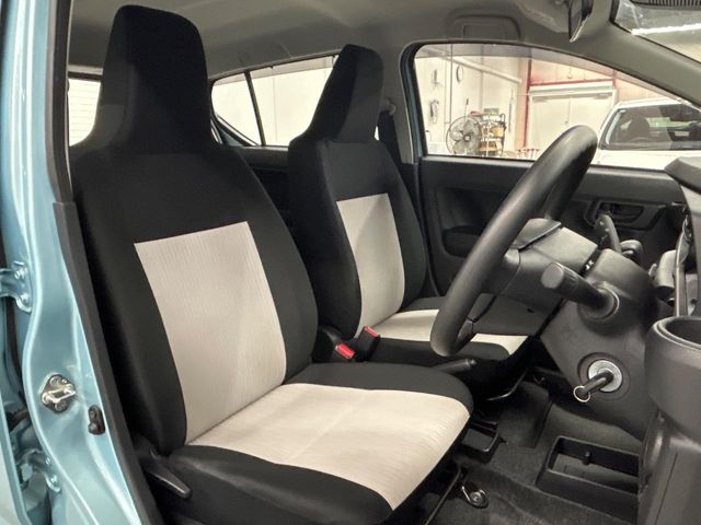 ダイハツ ミライース