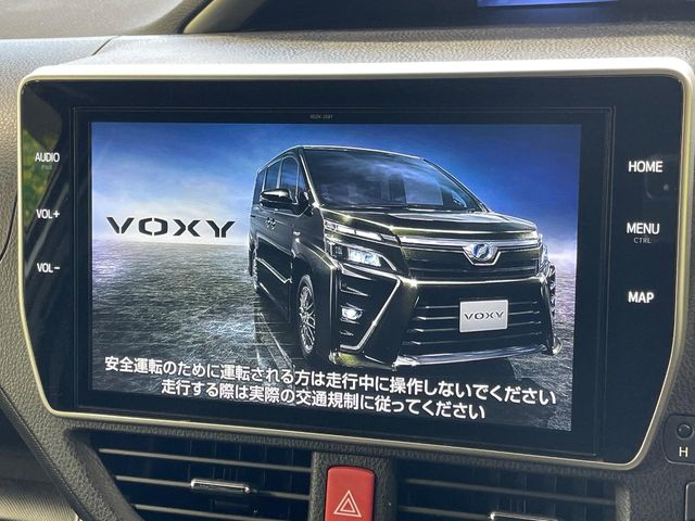 トヨタ ヴォクシー