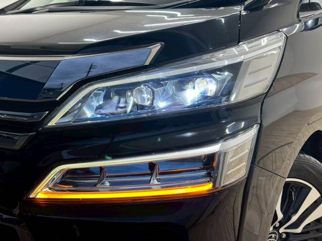 トヨタ ヴェルファイア