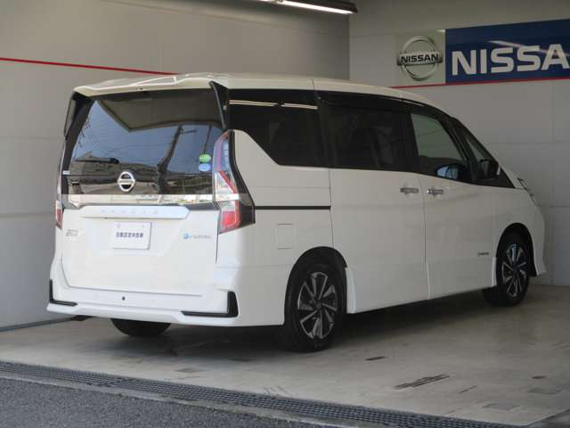 日産 セレナ