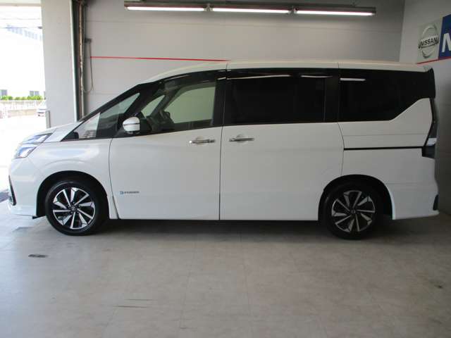 日産 セレナ