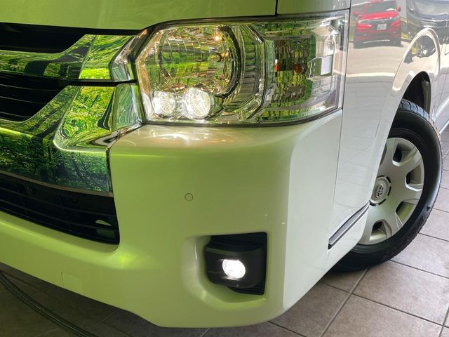 トヨタ ハイエース