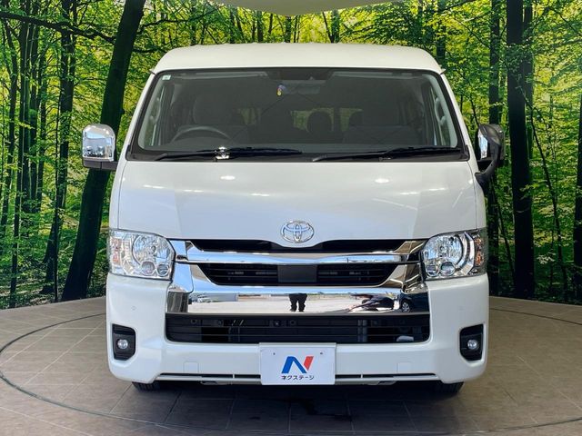 トヨタ ハイエース
