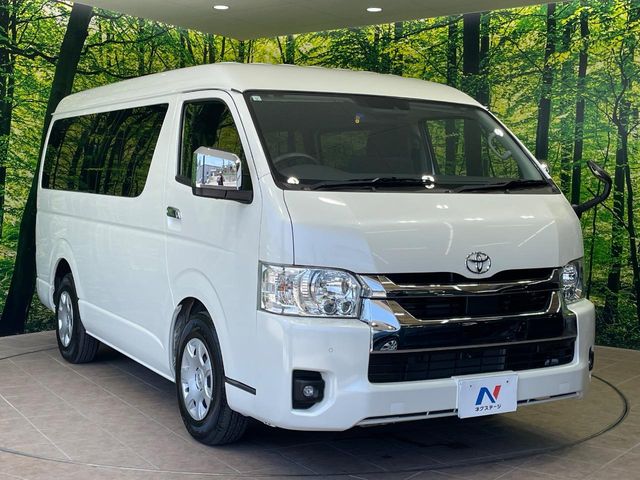 トヨタ ハイエース
