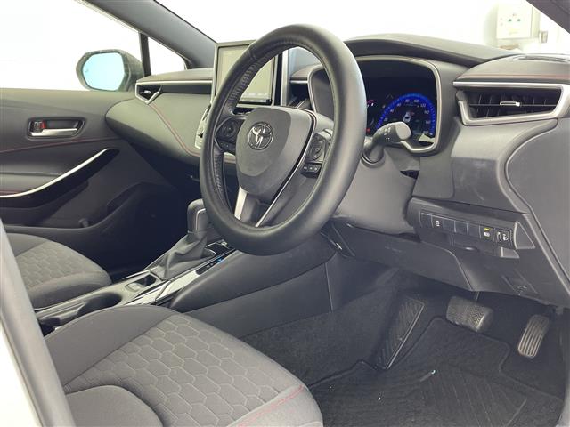 トヨタ カローラスポーツ