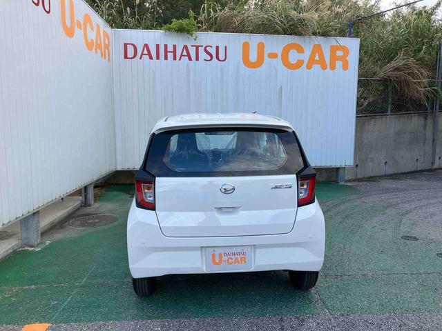 ダイハツ ミライース