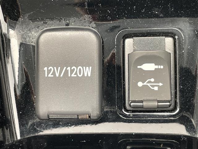 トヨタ プリウスPHV