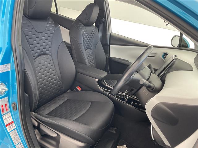 トヨタ プリウスPHV