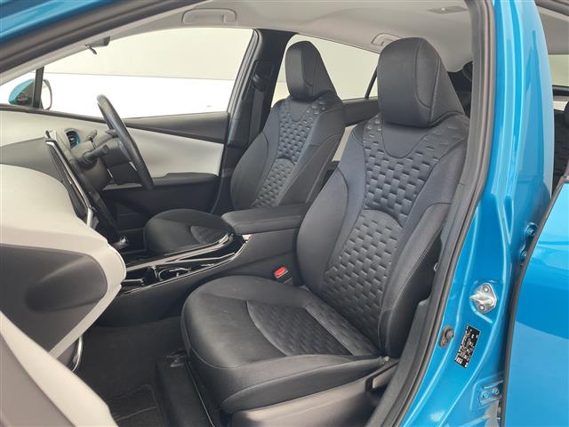 トヨタ プリウスPHV