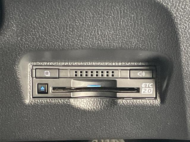 トヨタ プリウスPHV