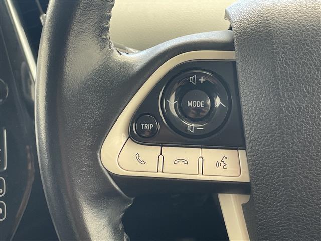 トヨタ プリウスPHV