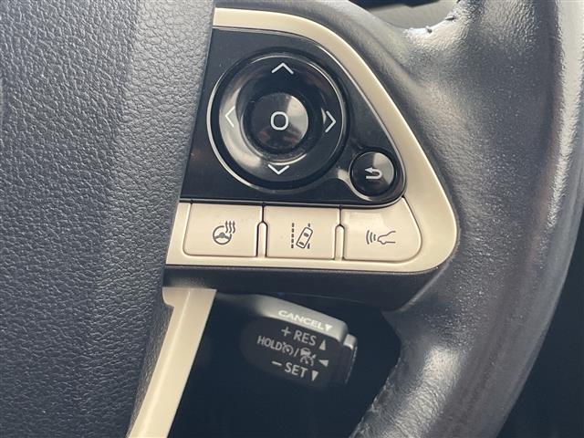 トヨタ プリウスPHV