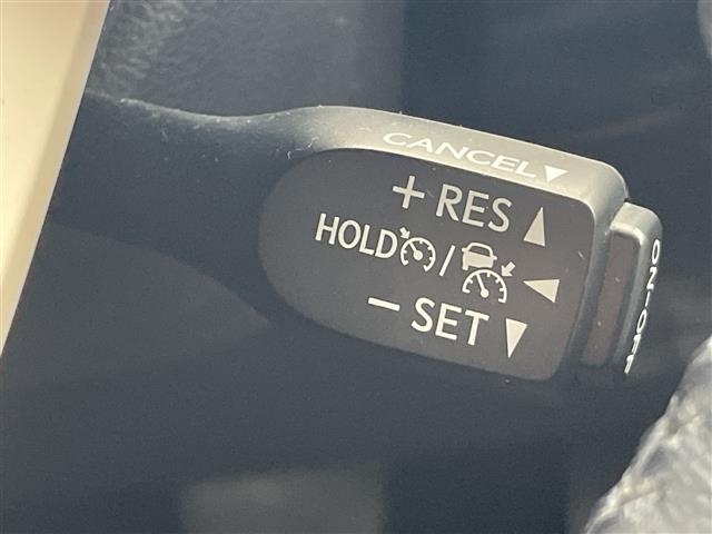 トヨタ プリウスPHV