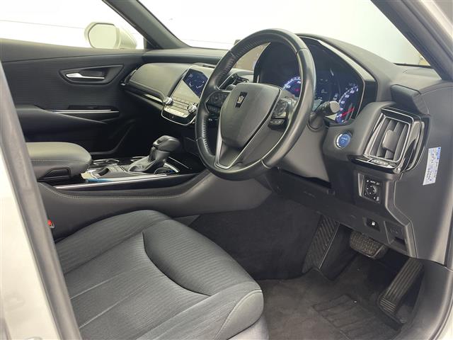 トヨタ クラウン