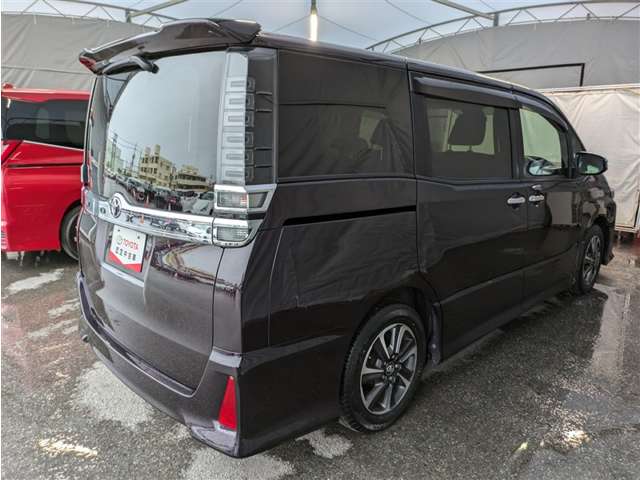 トヨタ ヴォクシー