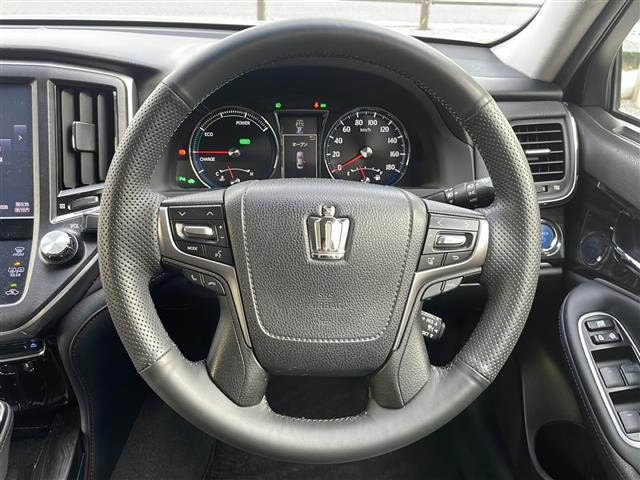 トヨタ クラウンハイブリッド