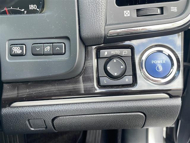 トヨタ クラウンハイブリッド