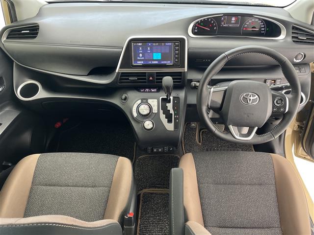 トヨタ シエンタ