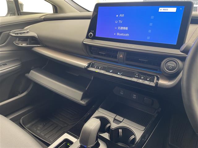 トヨタ プリウス