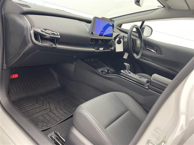 トヨタ プリウス