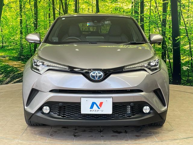 トヨタ C-HR