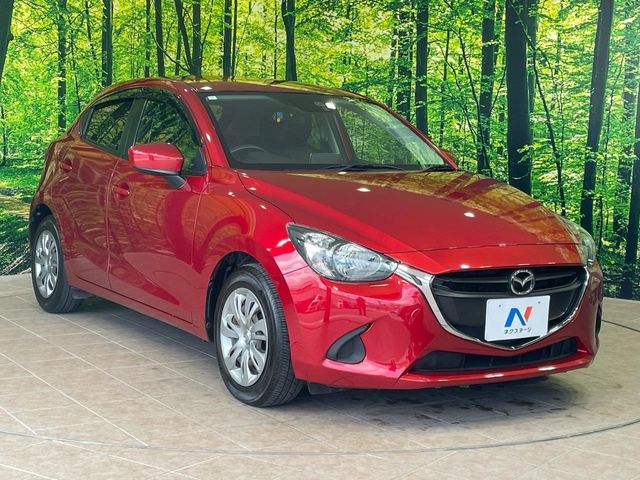 マツダ デミオ