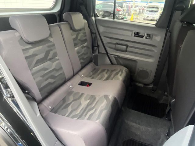 ダイハツ タフト