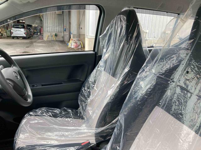 ダイハツ ミライース