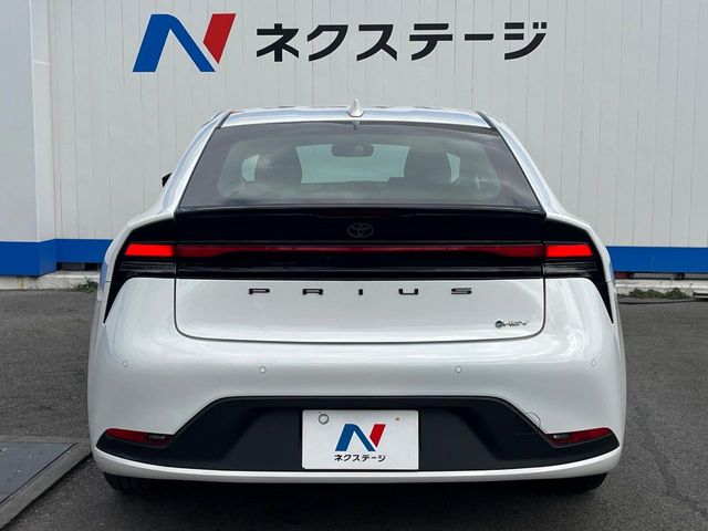 トヨタ プリウス