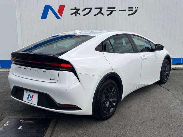 トヨタ プリウス