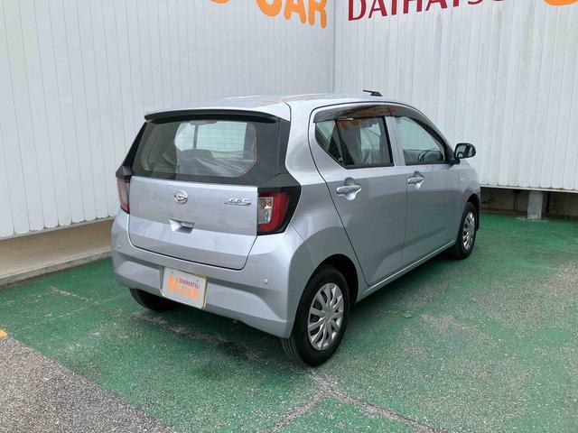 ダイハツ ミライース