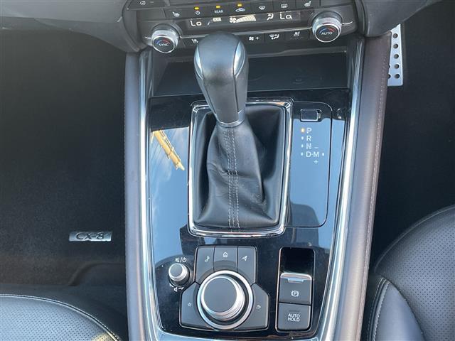 マツダ CX-8