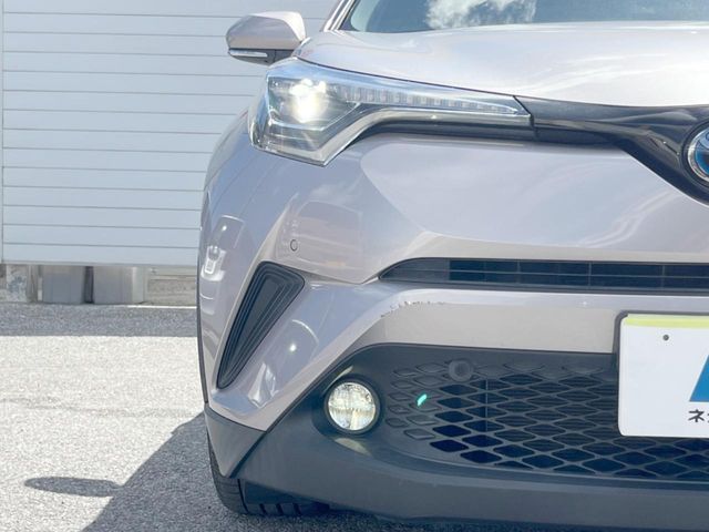トヨタ C-HR