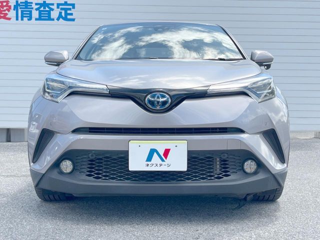 トヨタ C-HR