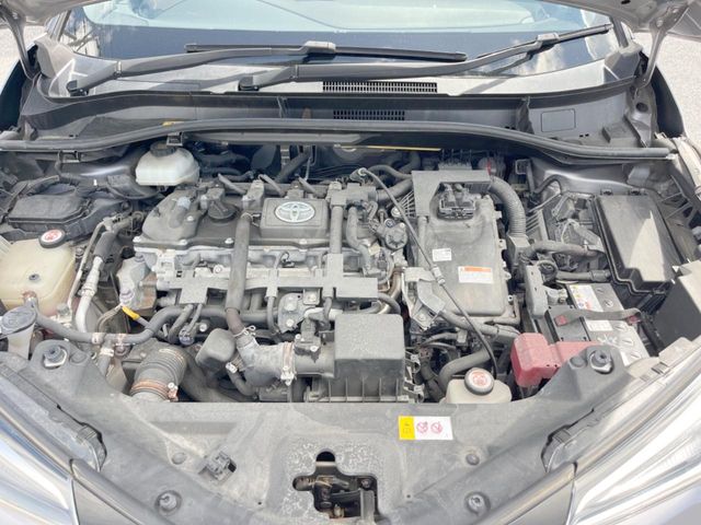 トヨタ C-HR