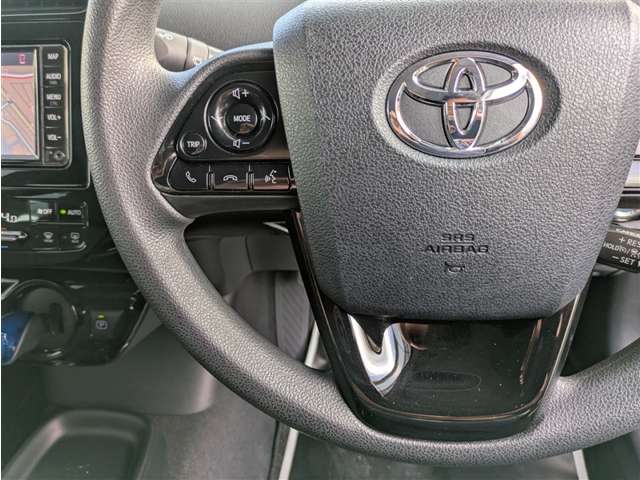 トヨタ プリウス