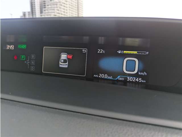 トヨタ プリウス