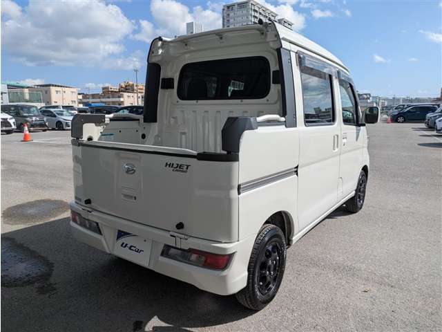 ダイハツ ハイゼットカーゴ