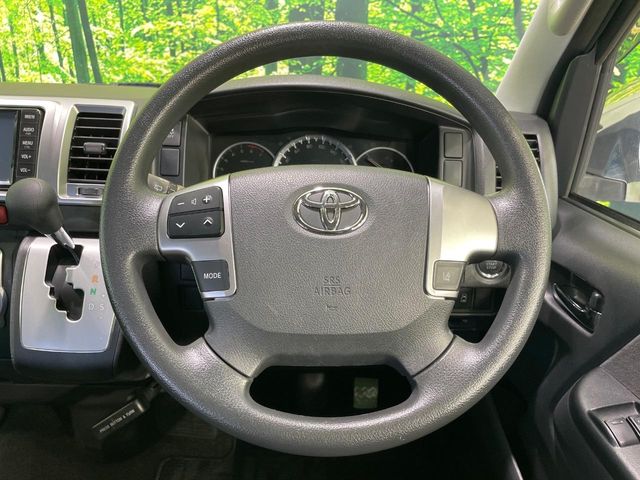 トヨタ ハイエース