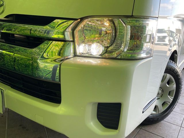 トヨタ ハイエース