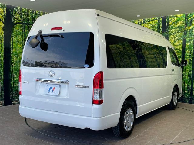 トヨタ ハイエース