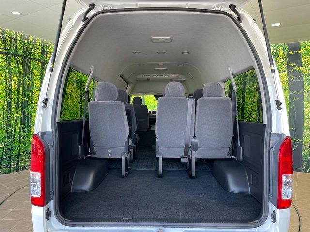 トヨタ ハイエース