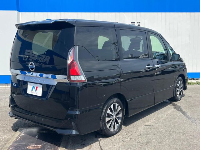 日産 セレナ
