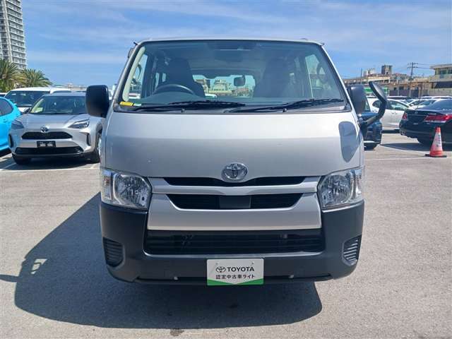 トヨタ ハイエースバン
