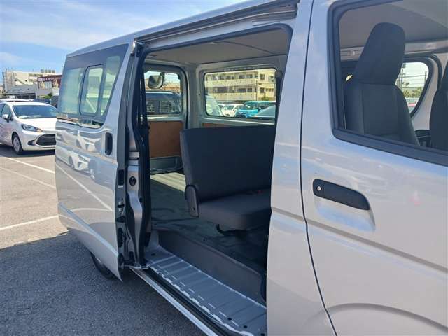 トヨタ ハイエースバン