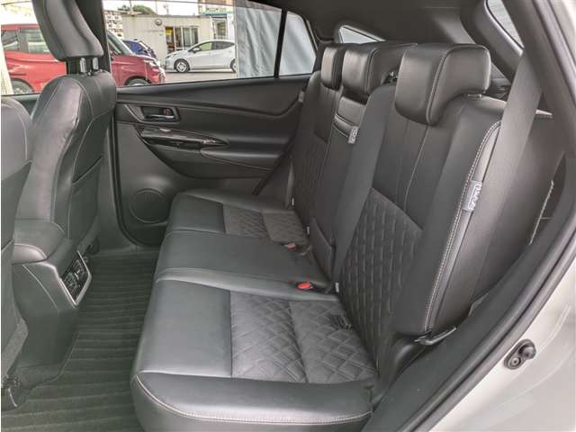 トヨタ ハリアー