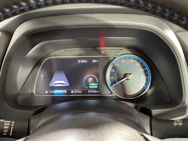 日産 リーフ